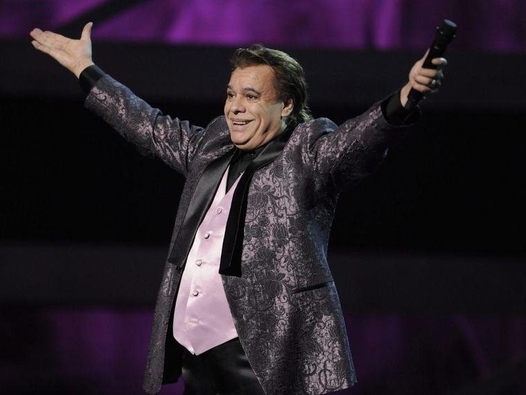 Diez años sin Juan Gabriel: así lo recuerda México y el mundo