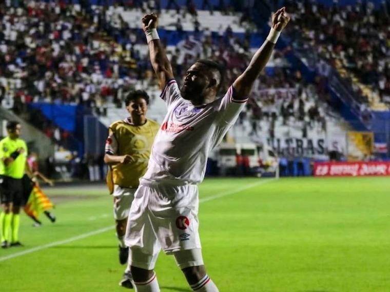 ¡Ganó el más grande! Olimpia se baja al Saprissa y manda en Centroamérica