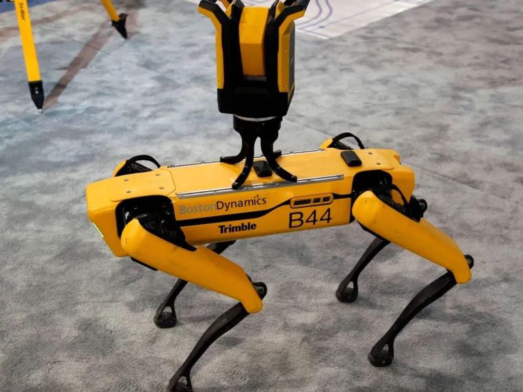 EE UU planea invertir $2 millones en perros robots para operativos de ICE