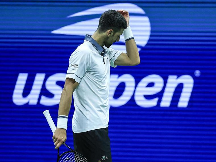 Djokovic, entre lágrimas, eliminado del US Open en la primera ronda ante un argentino