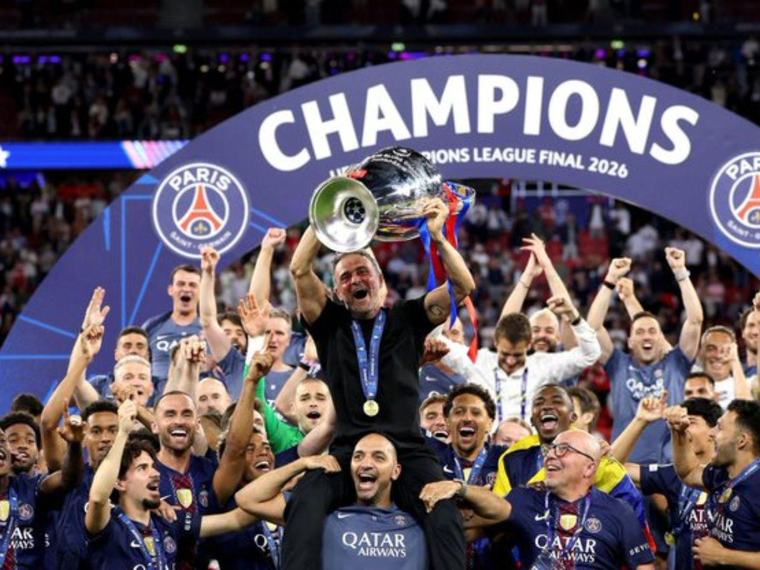 La decisión que tomó el PSG con Luis Enrique tras ganar doce títulos