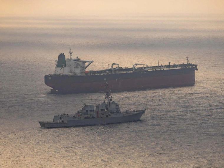 Irán afirma que si EE.UU. intensifica el bloqueo a sus puertos responderá militarmente