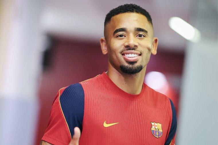 Gabriel Jesús y Livakovic ya tienen número: los cambios de dorsales en Barcelona