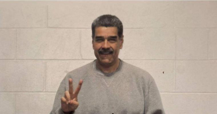 Publican fotos de Nicolás Maduro en la cárcel