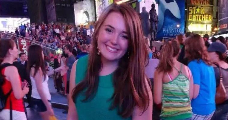Revelan identidad de la joven apuñalada al azar por hispana en Times Square