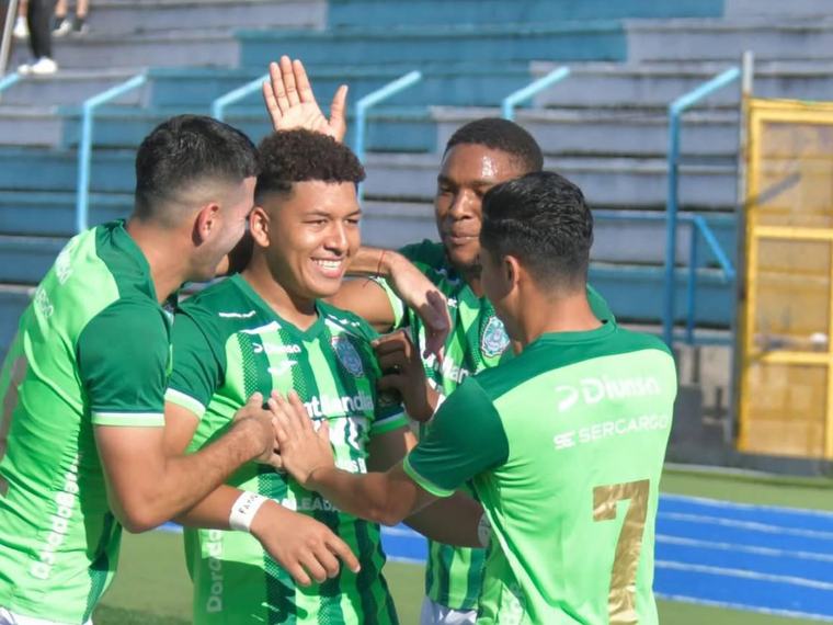 Marathón remonta al Génesis y corona una semana perfecta